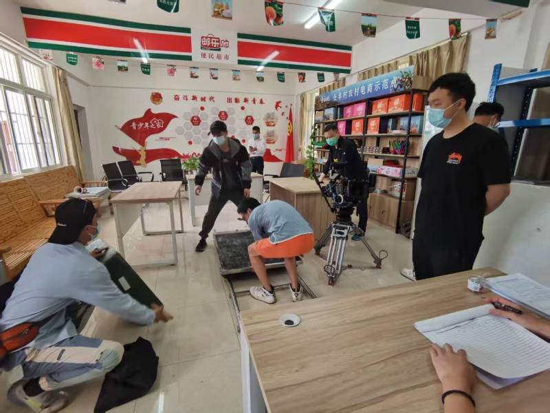 追星女孩心理学分析报告：两当县广告片拍摄公司揭秘饭圈应援式传播逻辑
